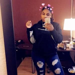 Meet your Posher, Shae